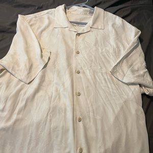 Tommy Bahama White With Floral Hawaiian Shirt 1x Tall 1XLB